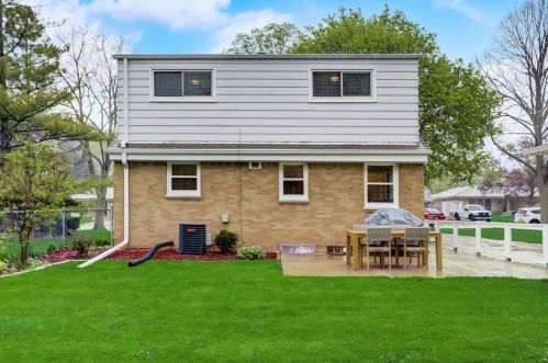 4225 95, Milwaukee WI 53222-1523 exterior