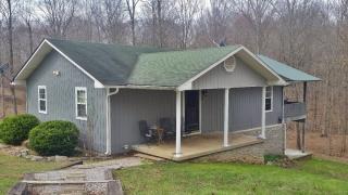 224 Oakland Dr, Ingle, KY 42544-9635