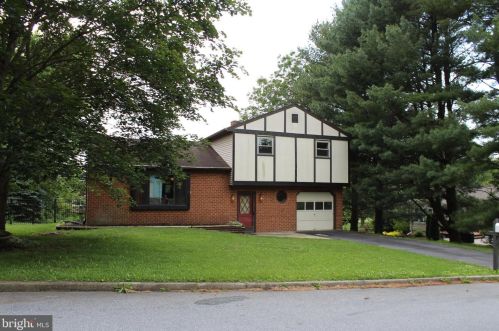 2 Seasons Dr, Siddonsburg, PA 17019-9519