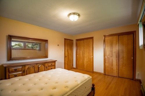 1049 Wilhelm Rd, Hermitage PA  16148-3746 exterior