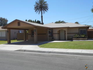 382 B St, Brawley, CA 92227-1412