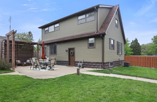 5021 83 Pl, Kenosha WI 53142-4732 exterior