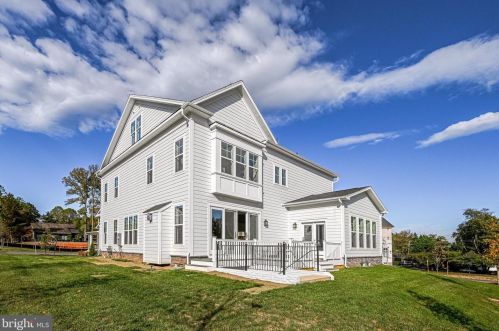506 West St, Falls Church VA  22046-2846 exterior