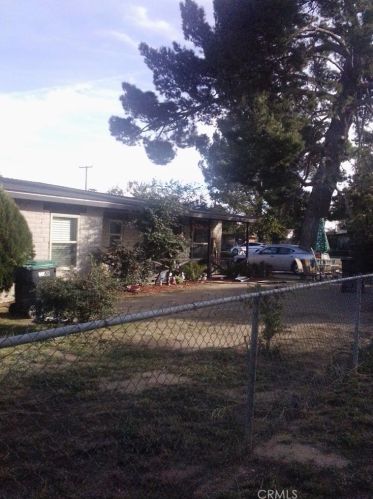 1002 Magnolia Ave, Beaumont CA  92223-1837 exterior