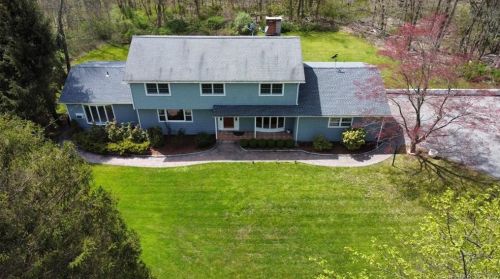 26 High Ridge Rd, Brookfield Center, CT 06804-3515