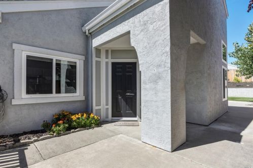 529 Fuchsia Dr, Benicia CA  94510-3730 exterior