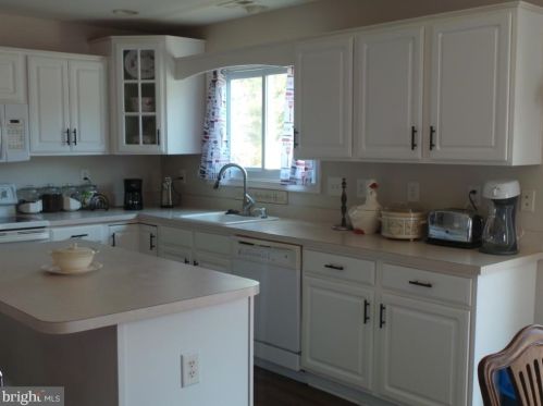 131 Baltusrol Dr, Charles Town WV  25414-4085 exterior