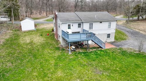 5 Haggerty Hill Rd, Rhinebeck NY  12572-2616 exterior