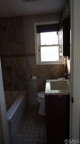 377 William St, Piscataway NJ 08854-6057 exterior