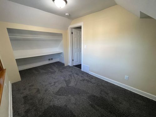 3747 Ahmedi Ave, Milwaukee WI  53235-4151 exterior