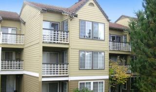 15325 Redmond Way, Redmond WA  98052-4264 exterior