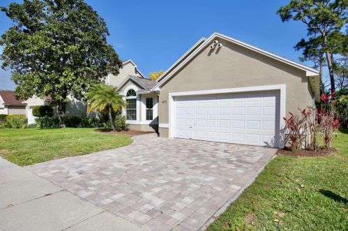 4272 Fox Hollow Cir, Casselberry, FL 32707-5239