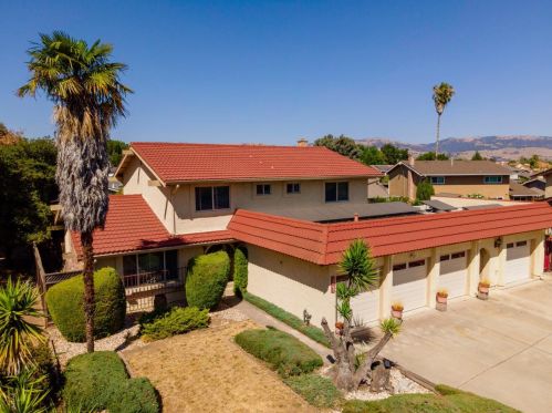 15740 La Honda Ct, Morgan Hill, CA 95037-5611