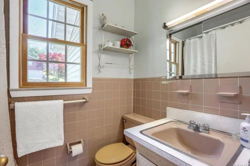 3 Hemlock Dr, Mahopac NY  10541-5357 exterior