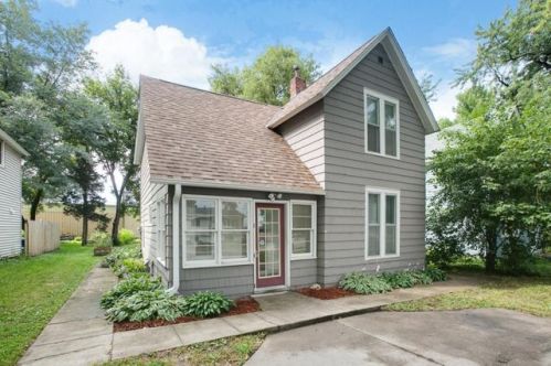 780 21st St, Newport, MN 55055-1523