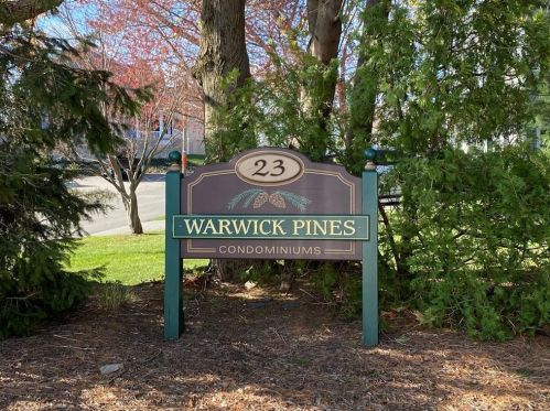 23 Benefit St, Warwick RI  02886-6700 exterior