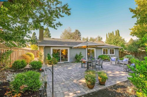 1041 Lehigh Valley Cir, Danville CA  94526-4925 exterior
