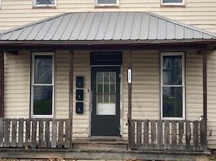 225 6th St, Cambridge, OH 43725-2216