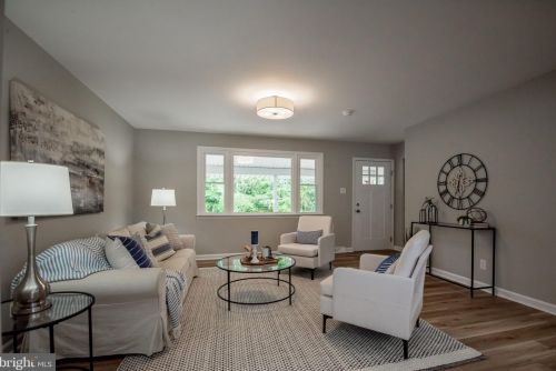 1954 Old Kirkwood Rd, Bear DE  19701-2235 exterior