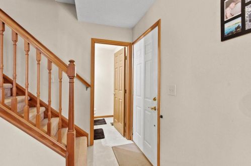 401 Highview Dr, Bellefontaine OH  43311-9145 exterior