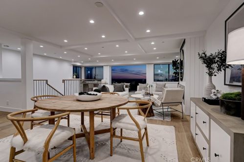 413 Bayview Dr, Manhattan Beach CA  90266-5717 exterior