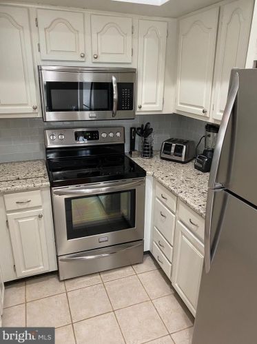 3707 Haley Ct, Wilmington, DE 19808-2828