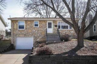 1656 Drexel St, Dubuque, IA 52001-5405