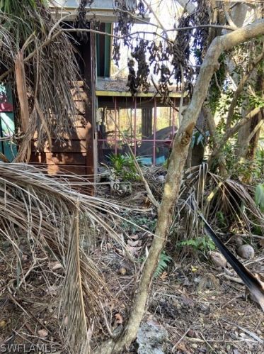 3548 Tangerine Dr, Saint James City FL  33956-2536 exterior