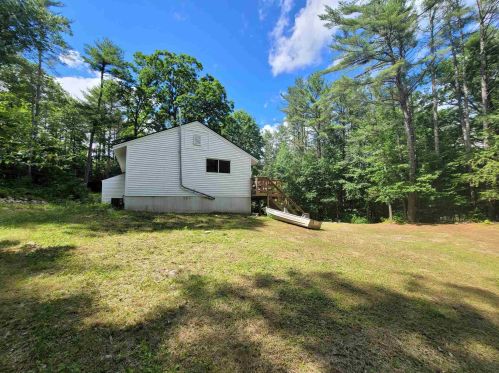 160 Drew Rd, Hopkinton NH  03229-2214 exterior