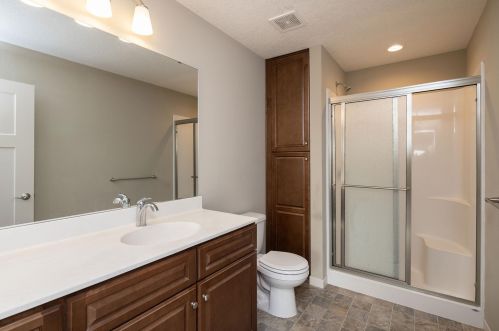 2701 Ridgeview Dr, Red Wing MN 55066-4235 exterior