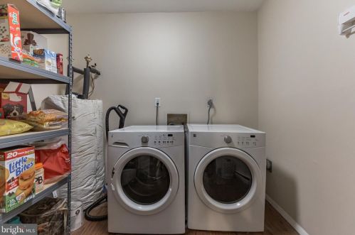 602 Hunter Blvd, Browns Mills NJ  08015-1922 exterior