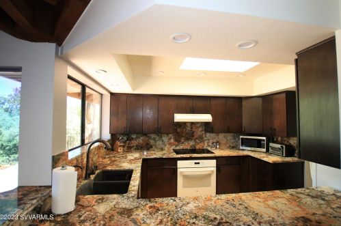 40 Pinon Dr, Sedona AZ 86336-5047 exterior