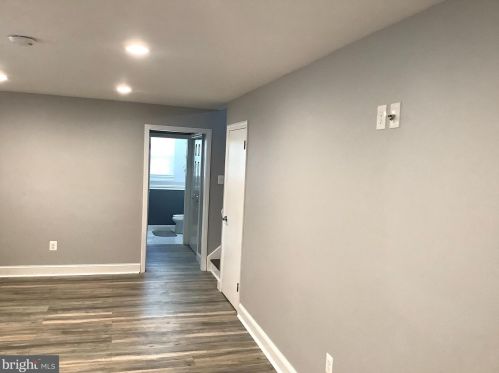 4030 Frosthoffer Ave, Camden NJ  08109-1521 exterior