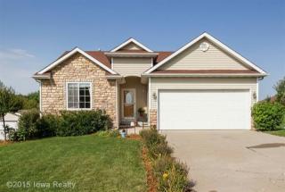1805 Apple Dr, Indianola, IA 50125-1222
