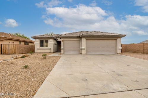 18455 167th Ln, Sun City, AZ 85374-6857