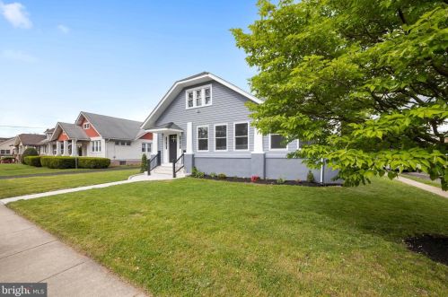 430 Manor Rd, Beverly NJ  08010-1028 exterior