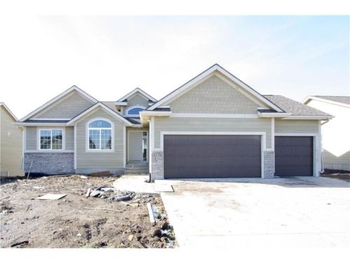 4116 Applewood St, Ankeny, IA 50023