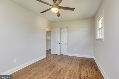 2423 Branch Pike, Riverton NJ  08077-4262 exterior