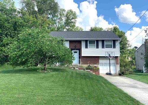 121 Crystal Lake Dr, Covington, KY 41017-9722