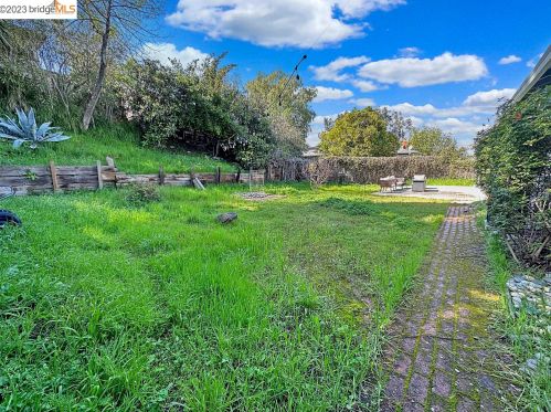 4224 Scenic Ave, West Pittsburg CA  94565-6036 exterior