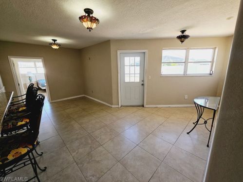2911 5 Pl, Cape Coral FL  33904-3410 exterior