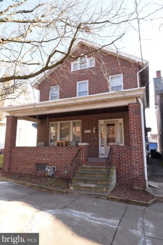 464 Charlotte St, Pottstown, PA 19464-5377