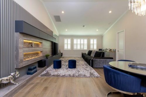 8035 Chilton Dr, Orlando FL 32836 exterior