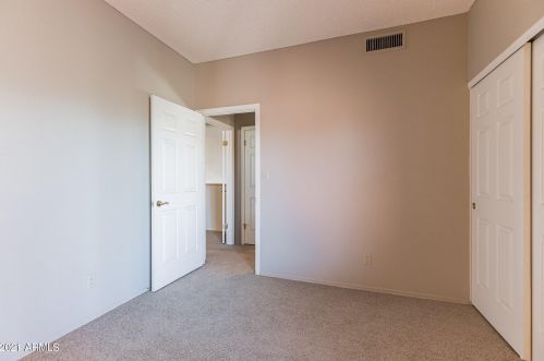 6904 Morrow Dr, Glendale AZ  85308-5850 exterior