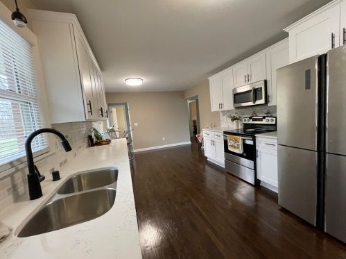 17011 Salentine Dr, Waukesha WI  53151-7348 exterior