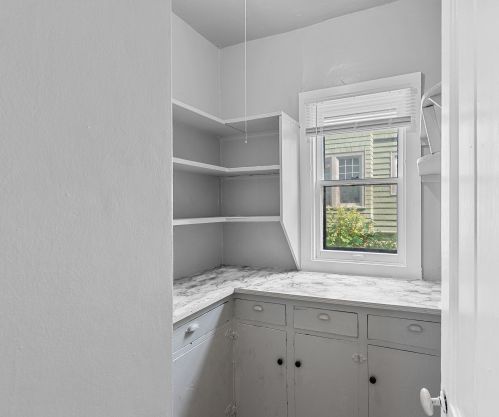 2476 Frederick Ave, Milwaukee WI 53211-3644 exterior