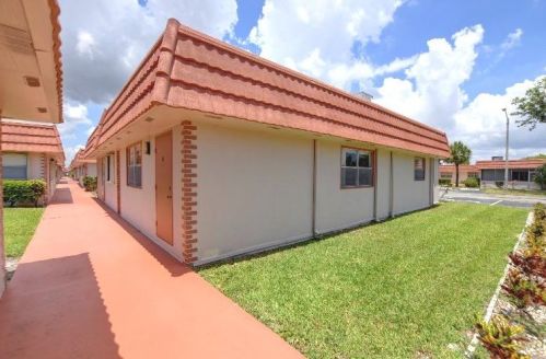 123 Seville, Delray Beach, FL 33446-2129