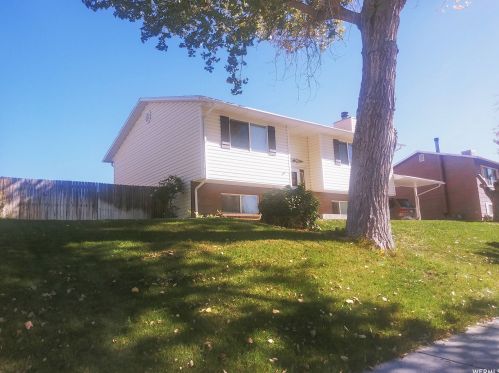 584 Windsor Rd, Carbonville, UT 84501-2208