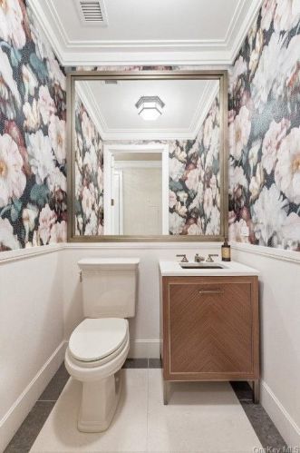 100 Barclay St, New York NY  10007-2191 exterior