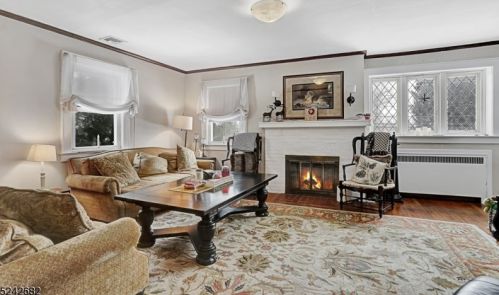 721 Fairmount Ave, Chatham Township, NJ 07928-1157